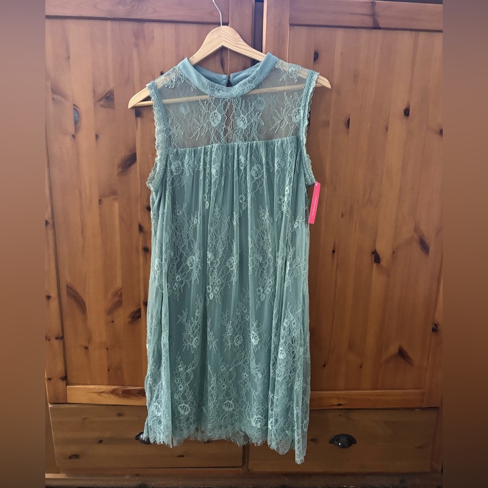 NWT. Sleeveless Lace Dress in Light Blue.